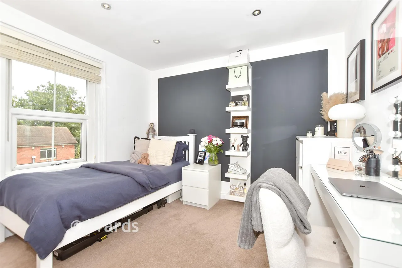 The Green, Eythorne, CT15, photo 11