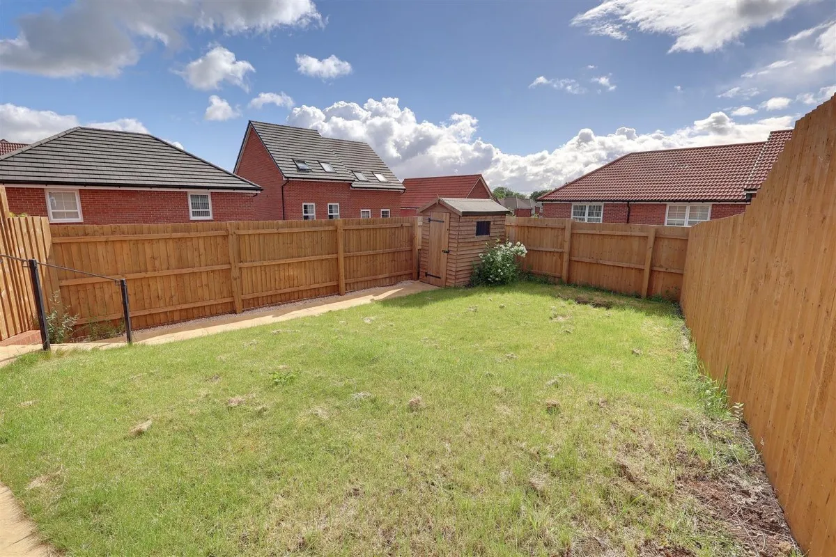 Manor Road, Newent, GL18, photo 8