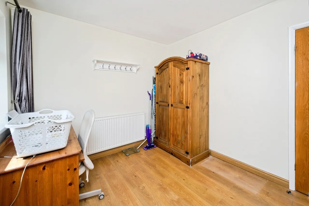 Thornham Crescent, Kirkby-in-Ashfield, Nottingham, Nottinghamshire, NG17, photo 17