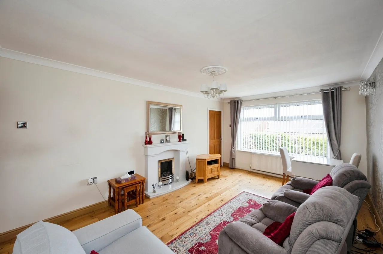 Thornham Crescent, Kirkby-in-Ashfield, Nottingham, Nottinghamshire, NG17, photo 10