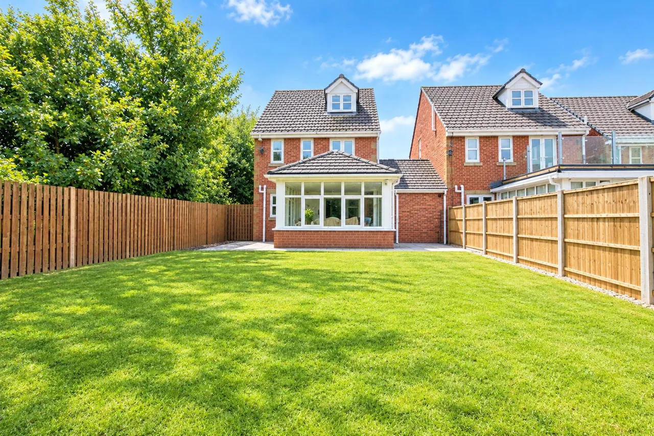 Oakenshaw Croft, Accrington, BB5, photo 25