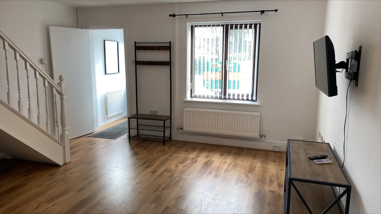 Maes Maddock Swansea, SA4, photo 6