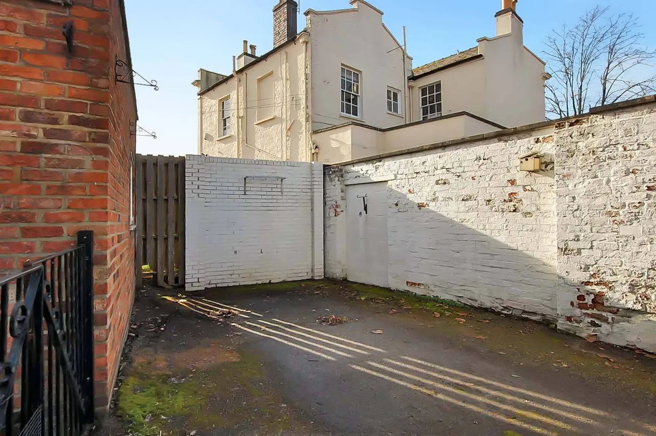Suffolk Road, Cheltenham, GL50, photo 16
