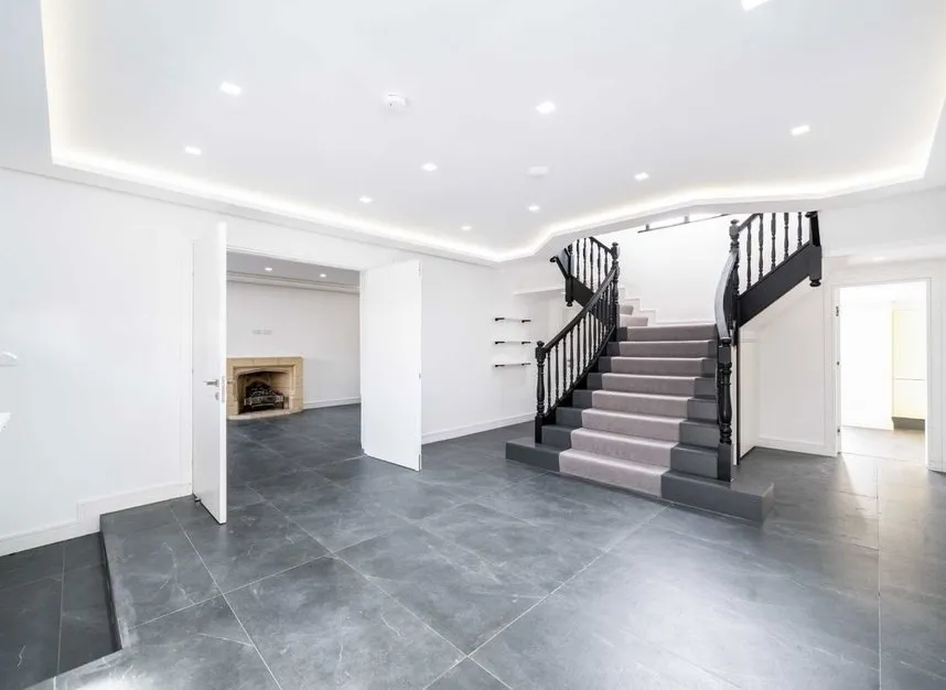 Forestdale, Southgate, N14, photo 5