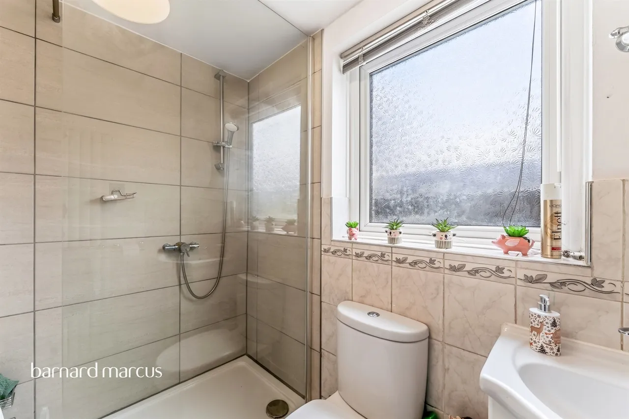 Spencer Road, Mitcham, CR4, photo 18