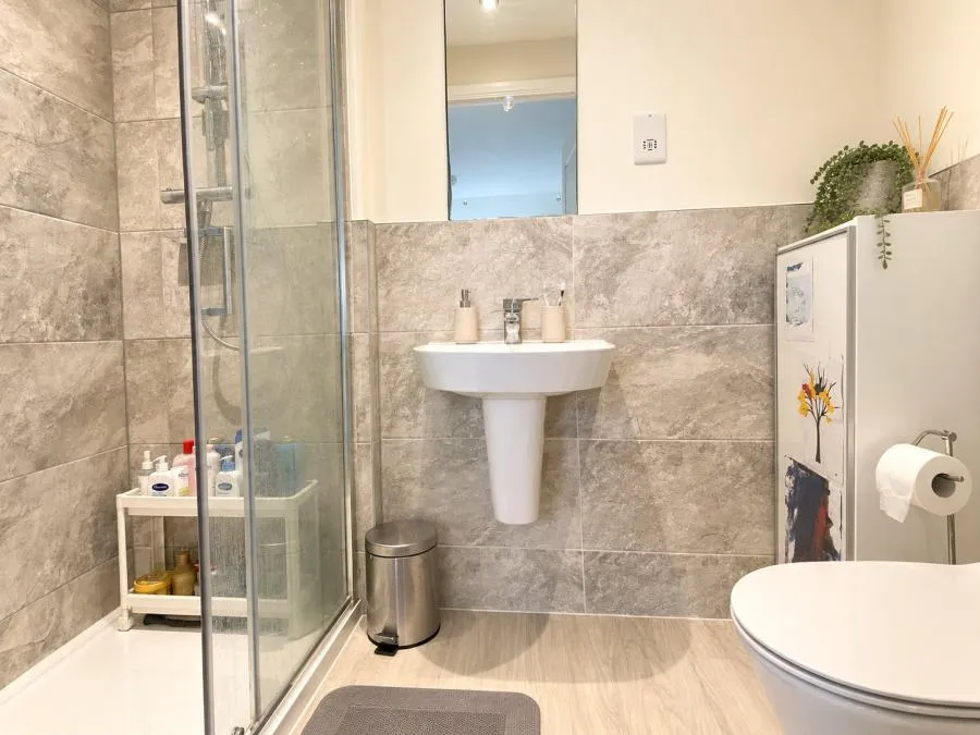 Bronte Grove, Arborfield Green, RG2, photo 8
