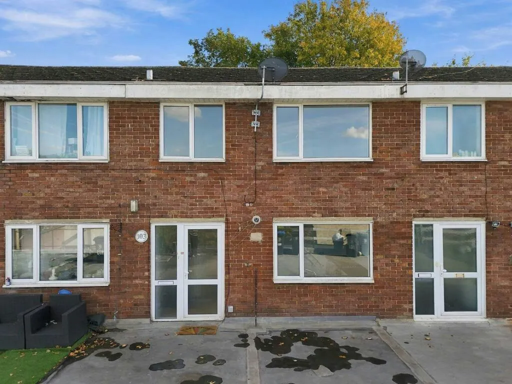 High Street, Epping, CM16, photo 24