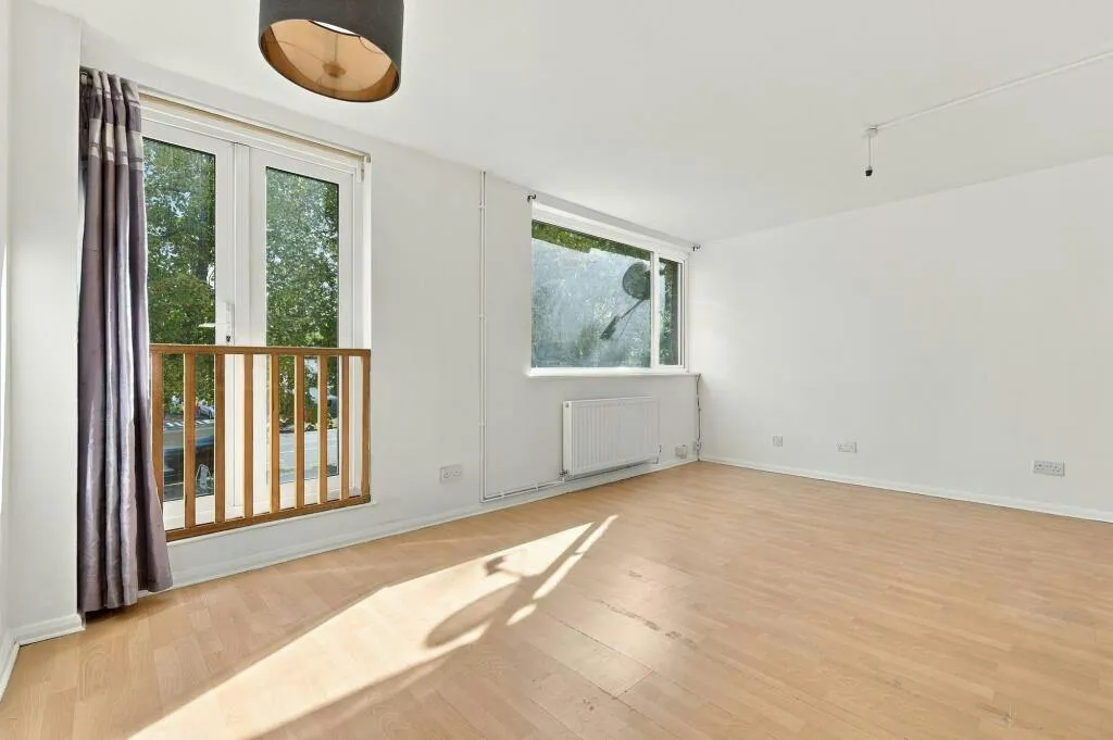 High Street, Epping, CM16, photo 3