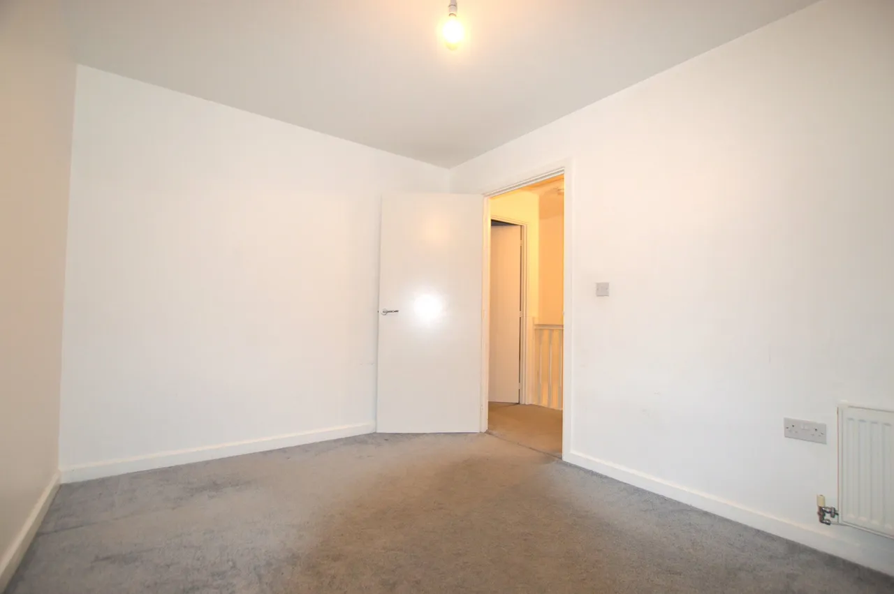 Martin Court, Kemsley, Sittingbourne, ME10 2GN, photo 5