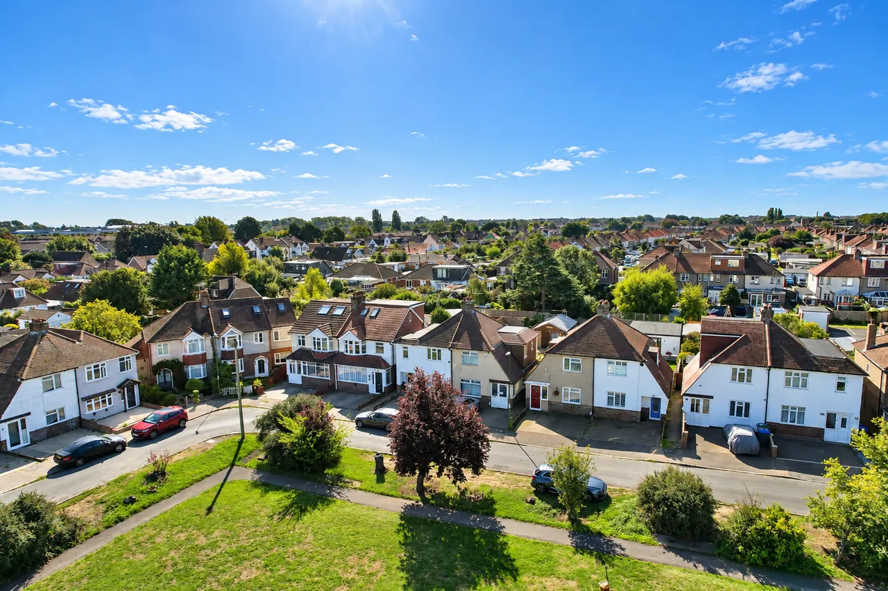 3 bed house for sale, Eighth Avenue