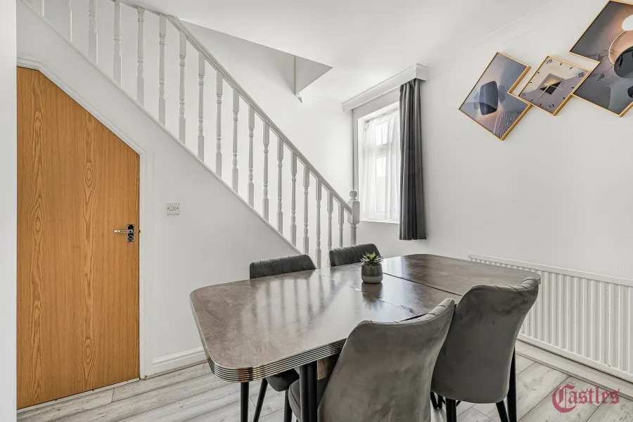 Philip Lane, Tottenham, N15, photo 5