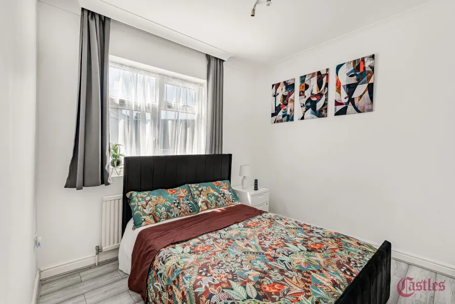 Philip Lane, Tottenham, N15, photo 9