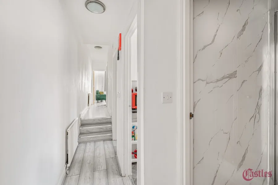 Philip Lane, Tottenham, N15, photo 6