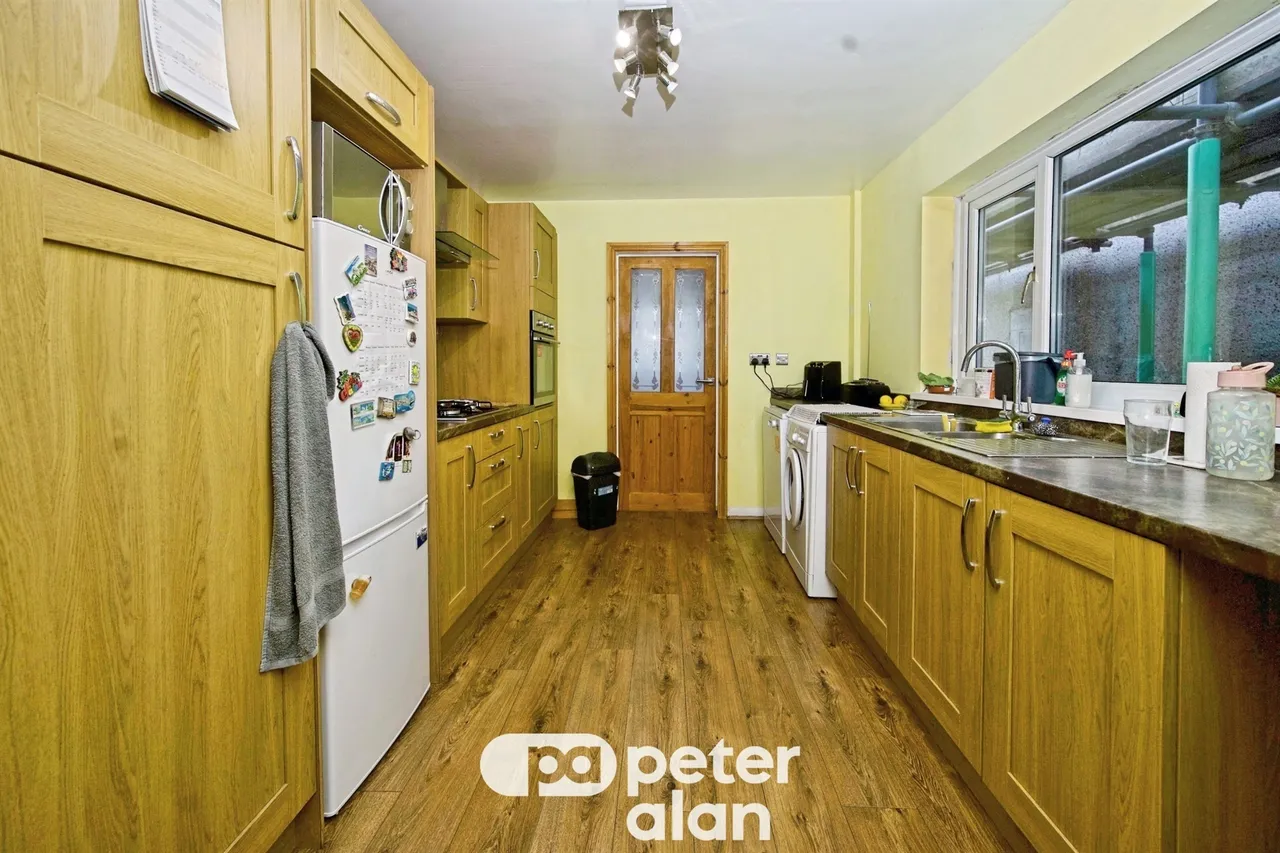 Caerau Road, Maesteg, CF34, photo 6