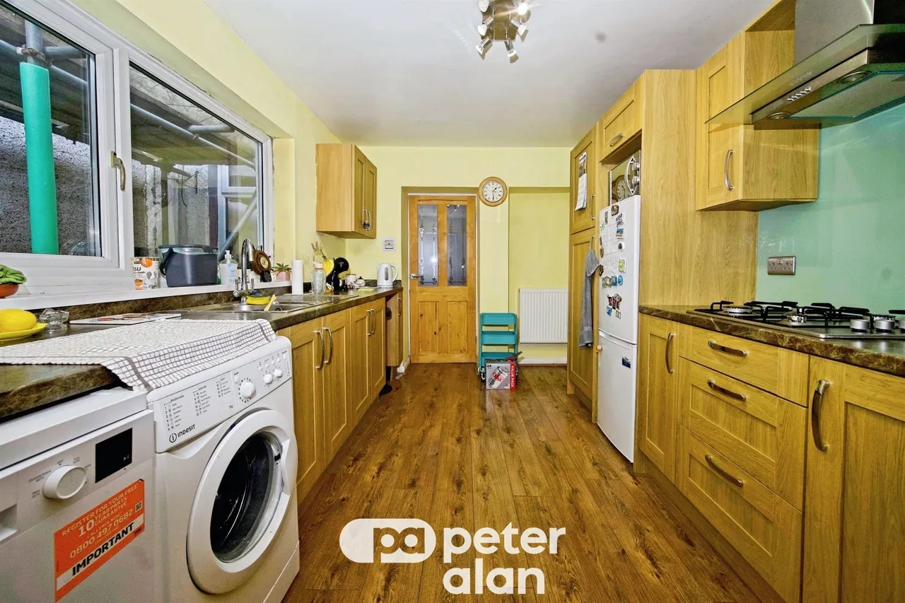 Caerau Road, Maesteg, CF34, photo 5