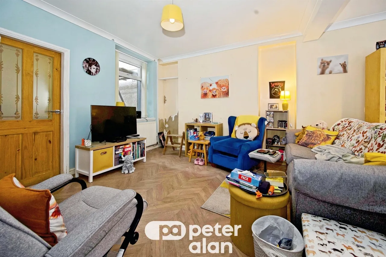 Caerau Road, Maesteg, CF34, photo 18