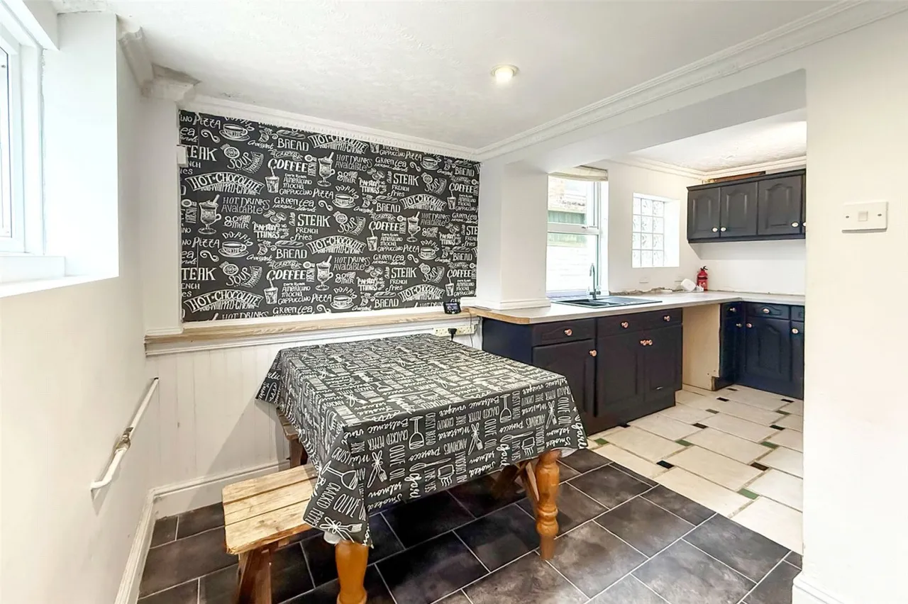 Littlehampton, BN17, photo 7