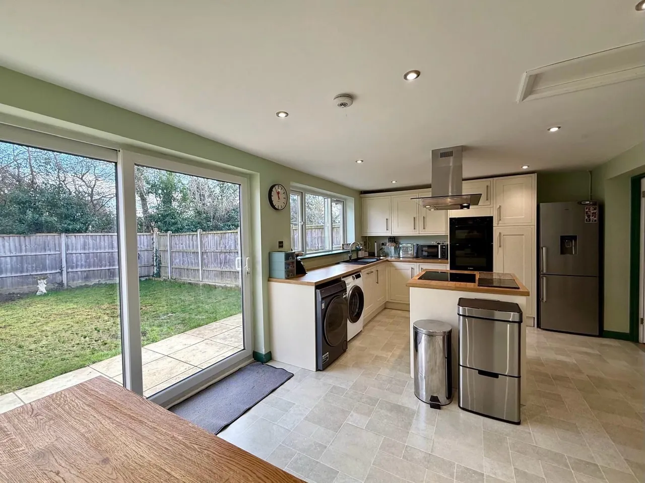 Conyers Close, Swindon, Wiltshire, SN5 6HL, photo 8
