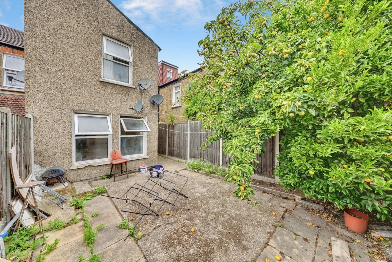 Cumberland Road, London, E13, photo 19