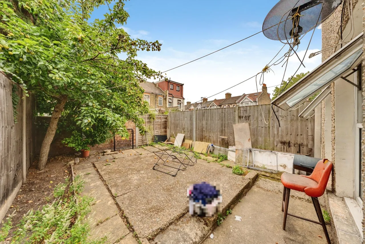 Cumberland Road, London, E13, photo 18