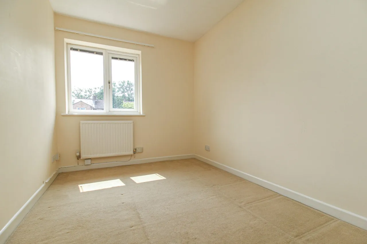 Oaken Copse, Church Crookham, Fleet, GU52 8DL, photo 10