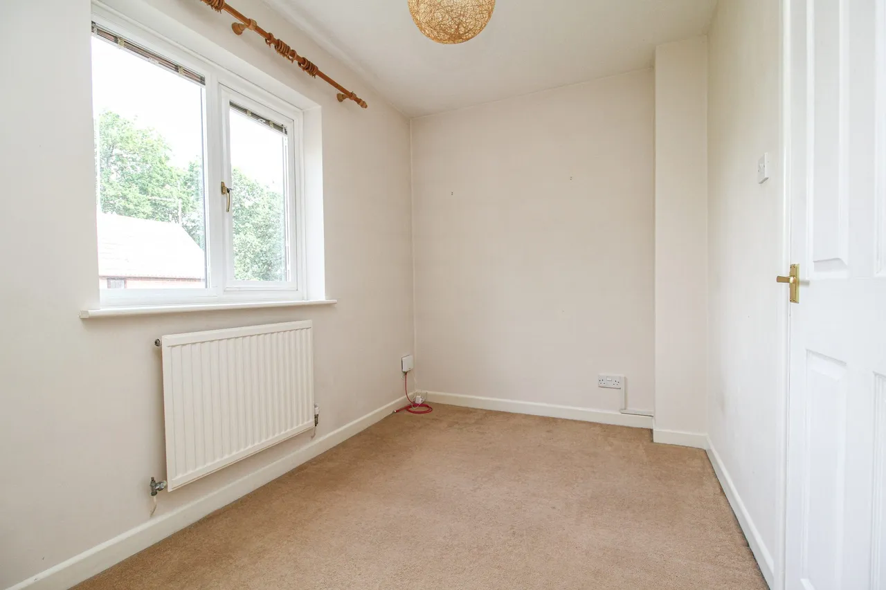 Oaken Copse, Church Crookham, Fleet, GU52 8DL, photo 11