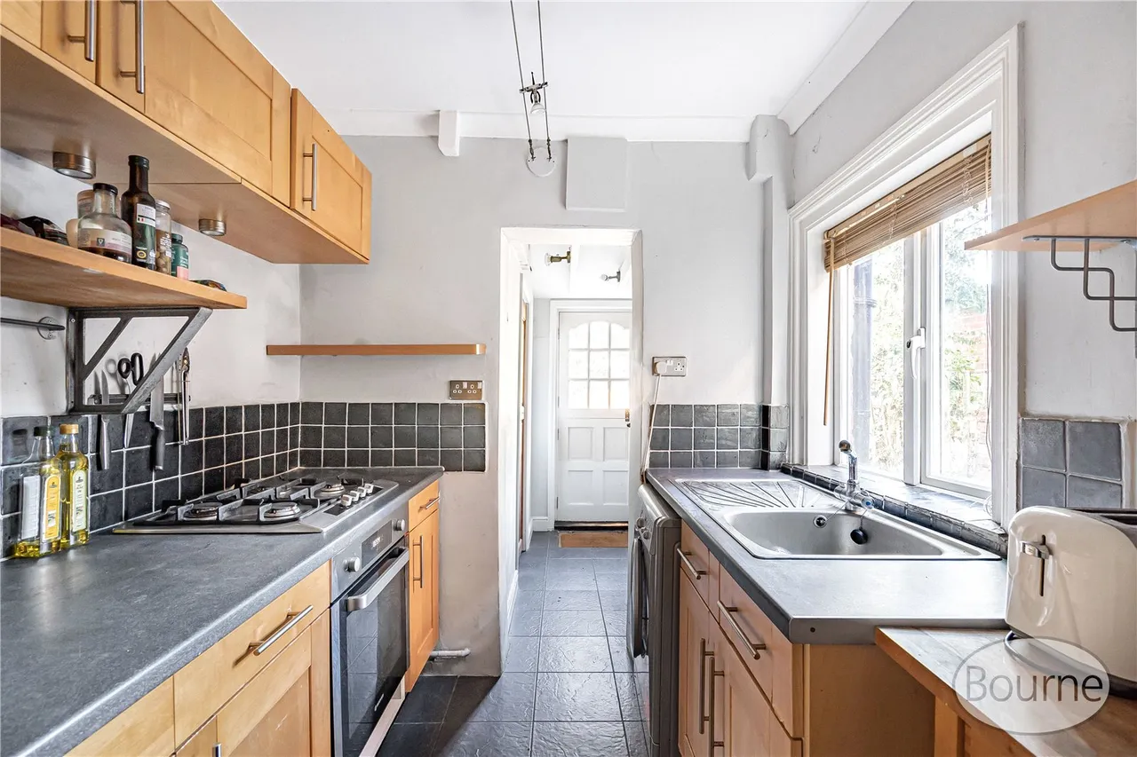 Chestnut Road, Guildford, GU1, photo 5