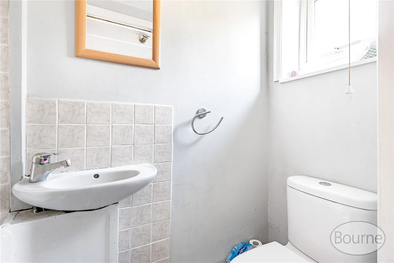 Chestnut Road, Guildford, GU1, photo 14