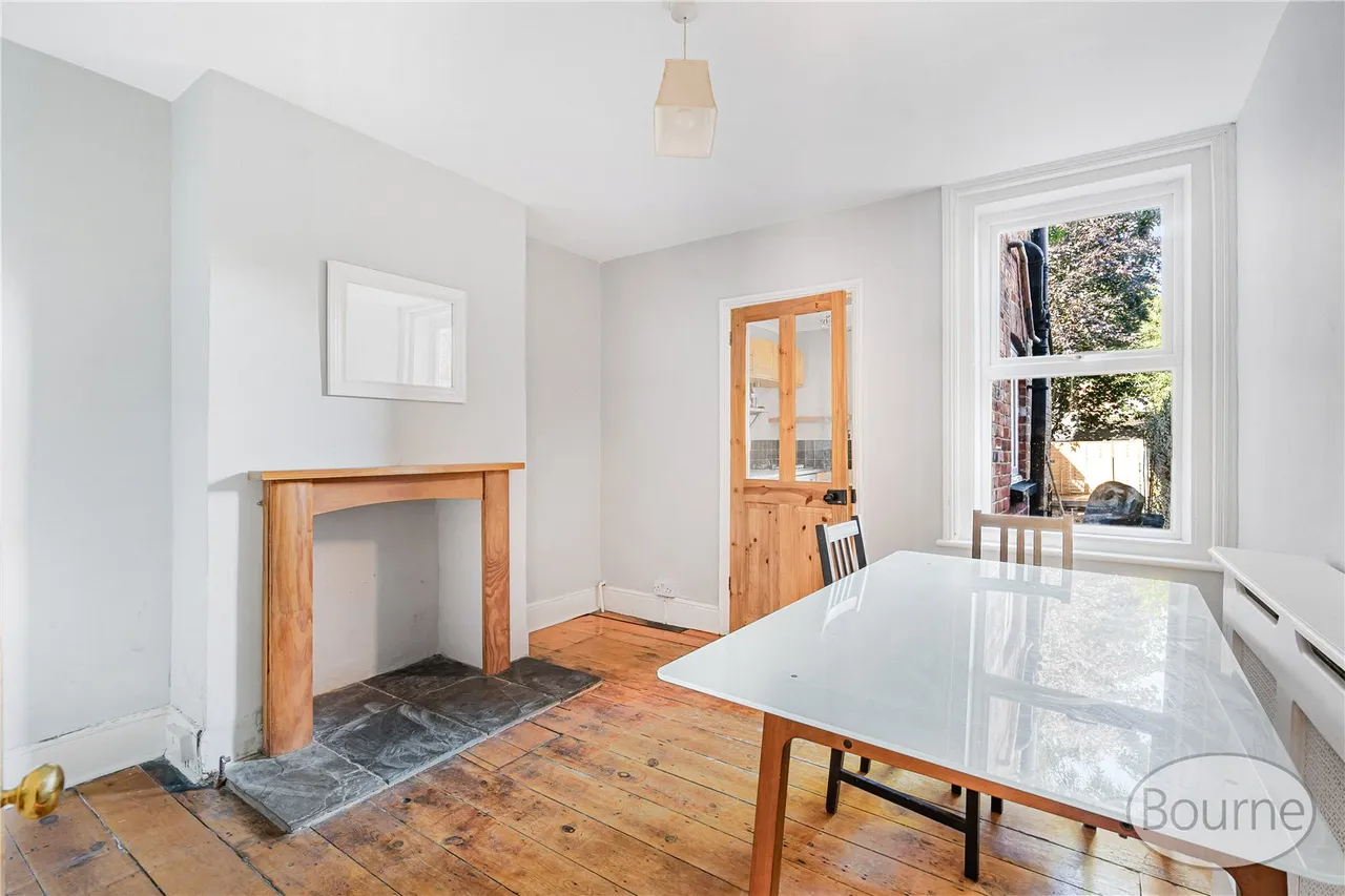 Chestnut Road, Guildford, GU1, photo 11