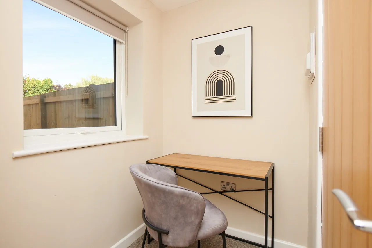 Room 2, Lord Haddon Road DE7 8AX, photo 5