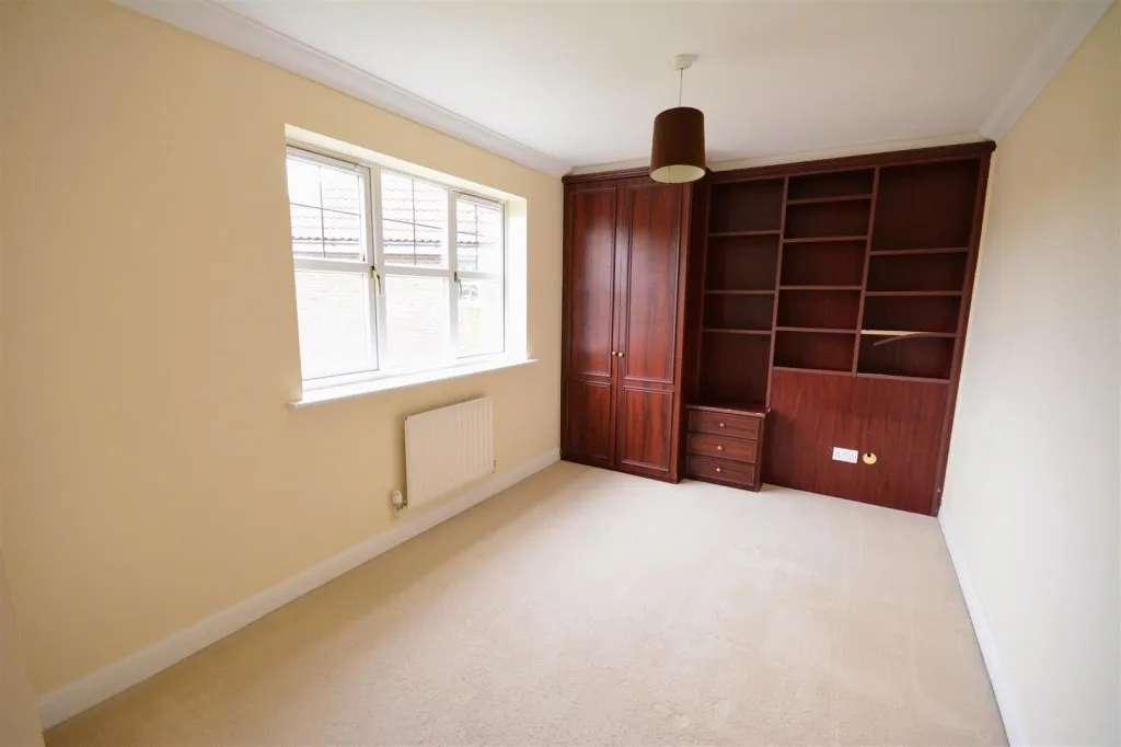 Heathside Place, Epsom, KT18, photo 21