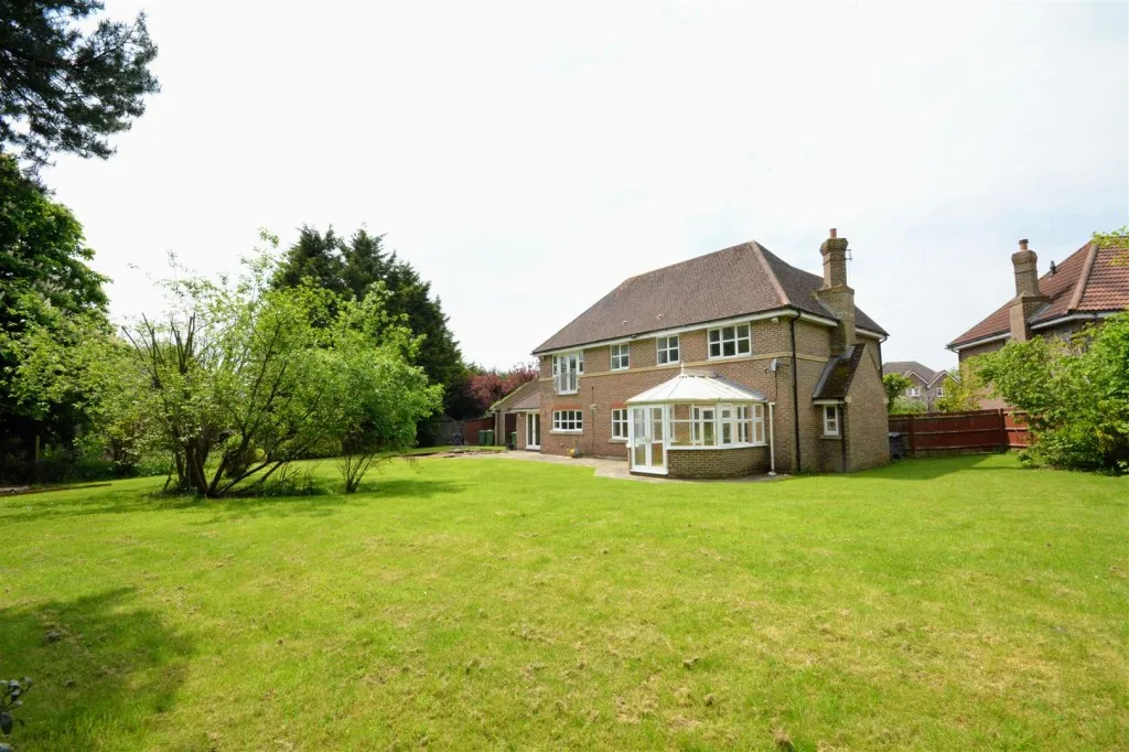 Heathside Place, Epsom, KT18, photo 4
