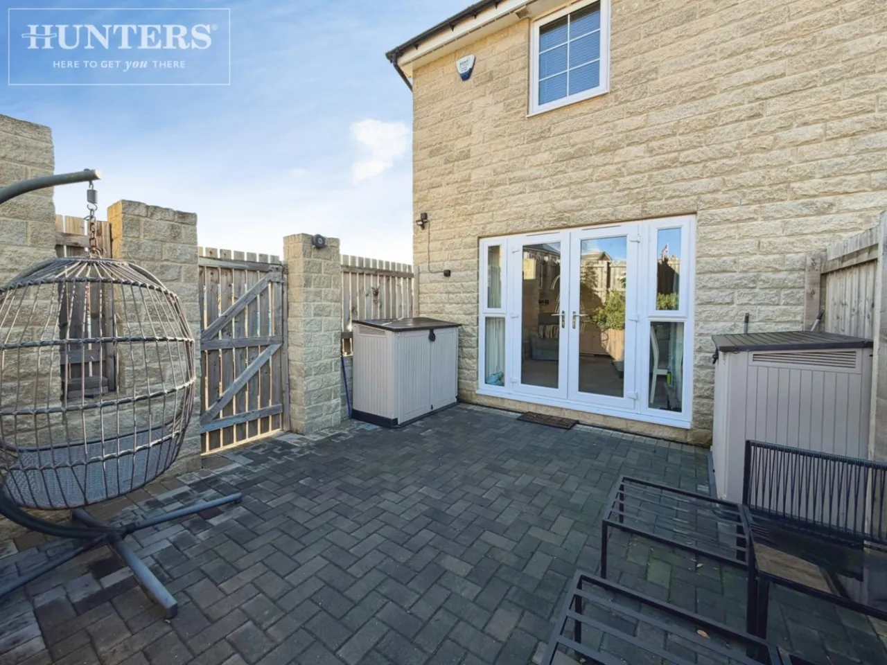 Newland Avenue, Cudworth, S72, photo 19