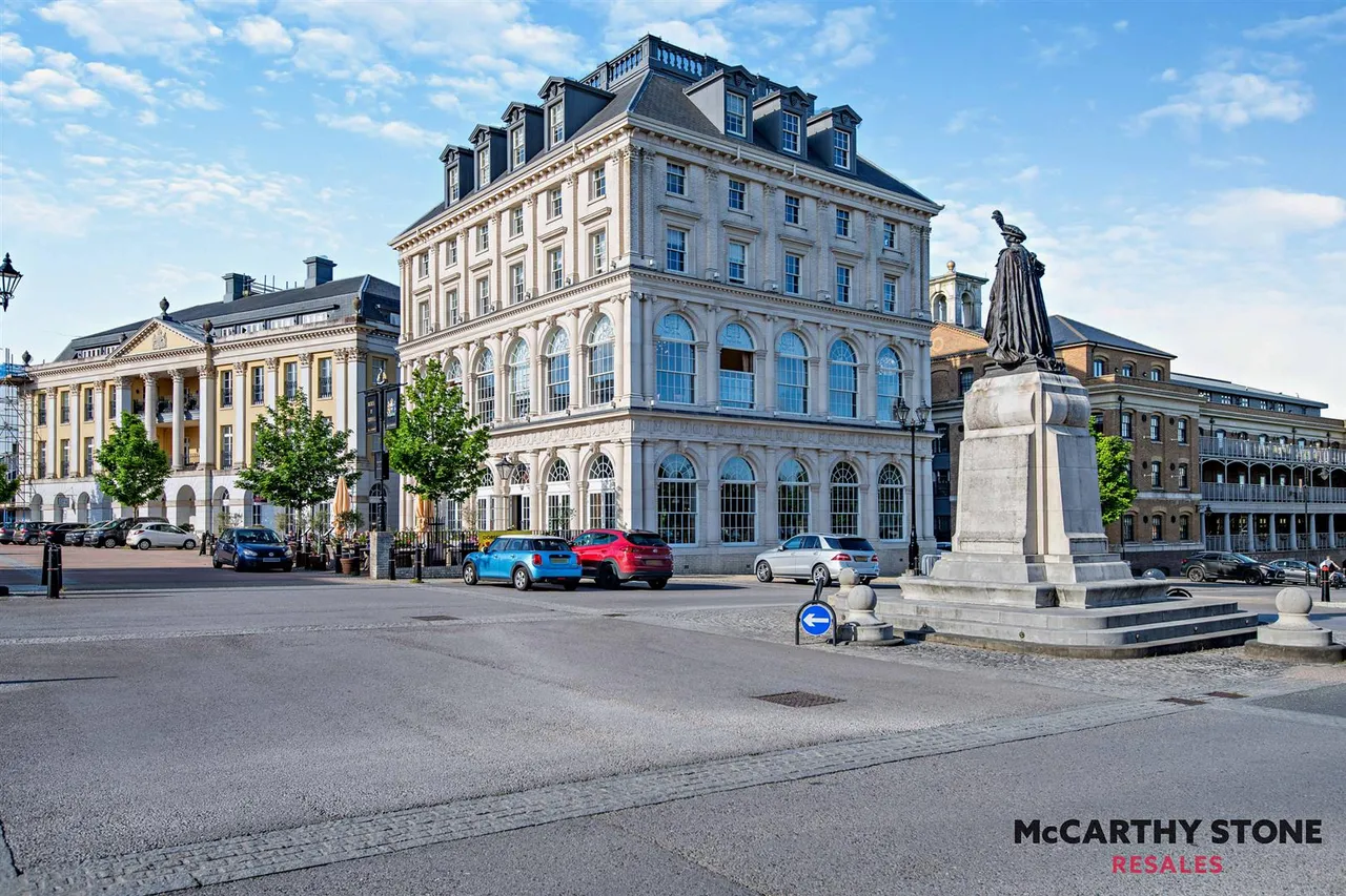 Bowes Lyon Place, Poundbury, DT1, photo 21