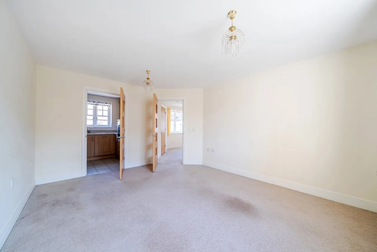 High Street, Knowle, B93, photo 6
