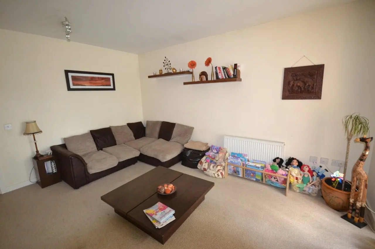 Larchmont Road, LE4, photo 3