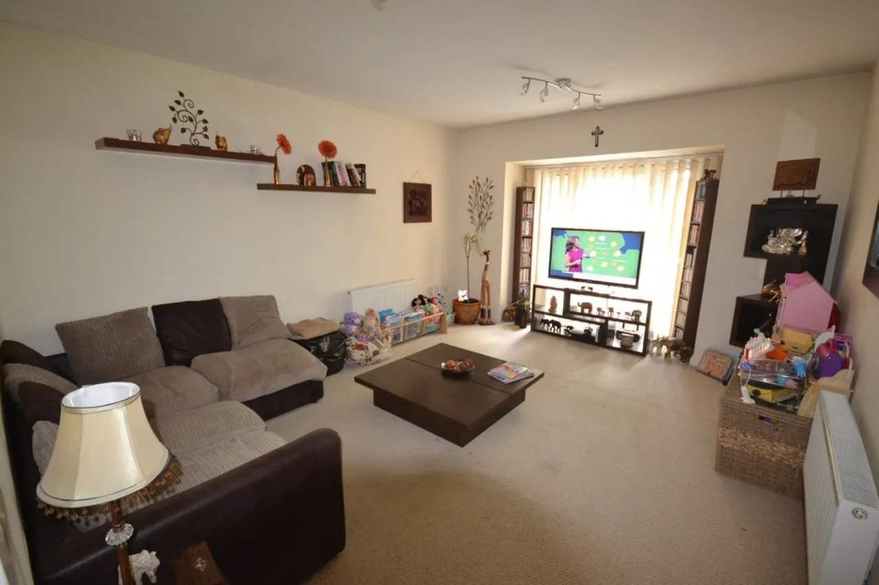 Larchmont Road, LE4, photo 2