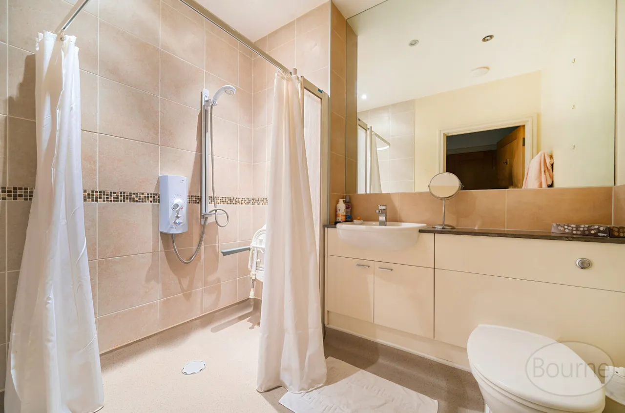 Waverley Lane, Farnham, GU9, photo 6