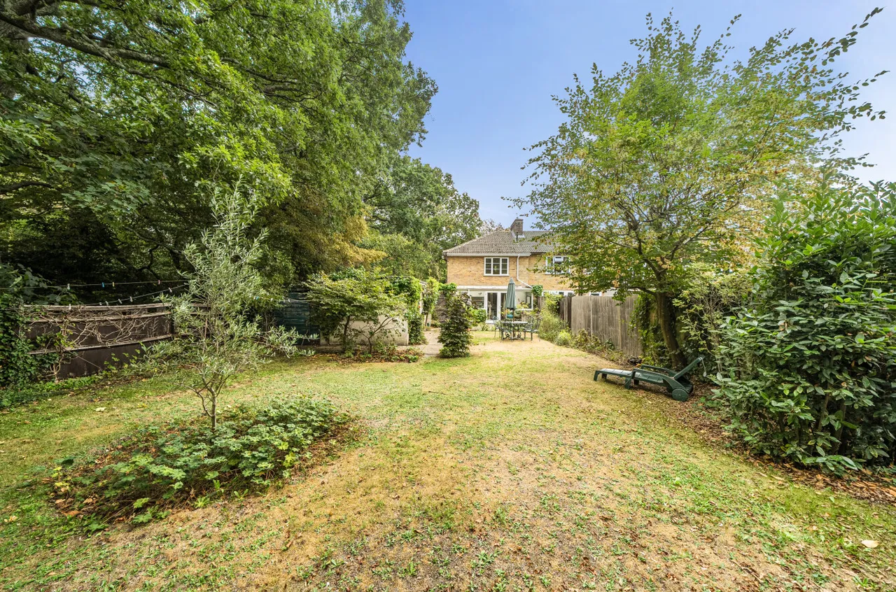 Pine Drive East, Thornhill Park, SO18, photo 11