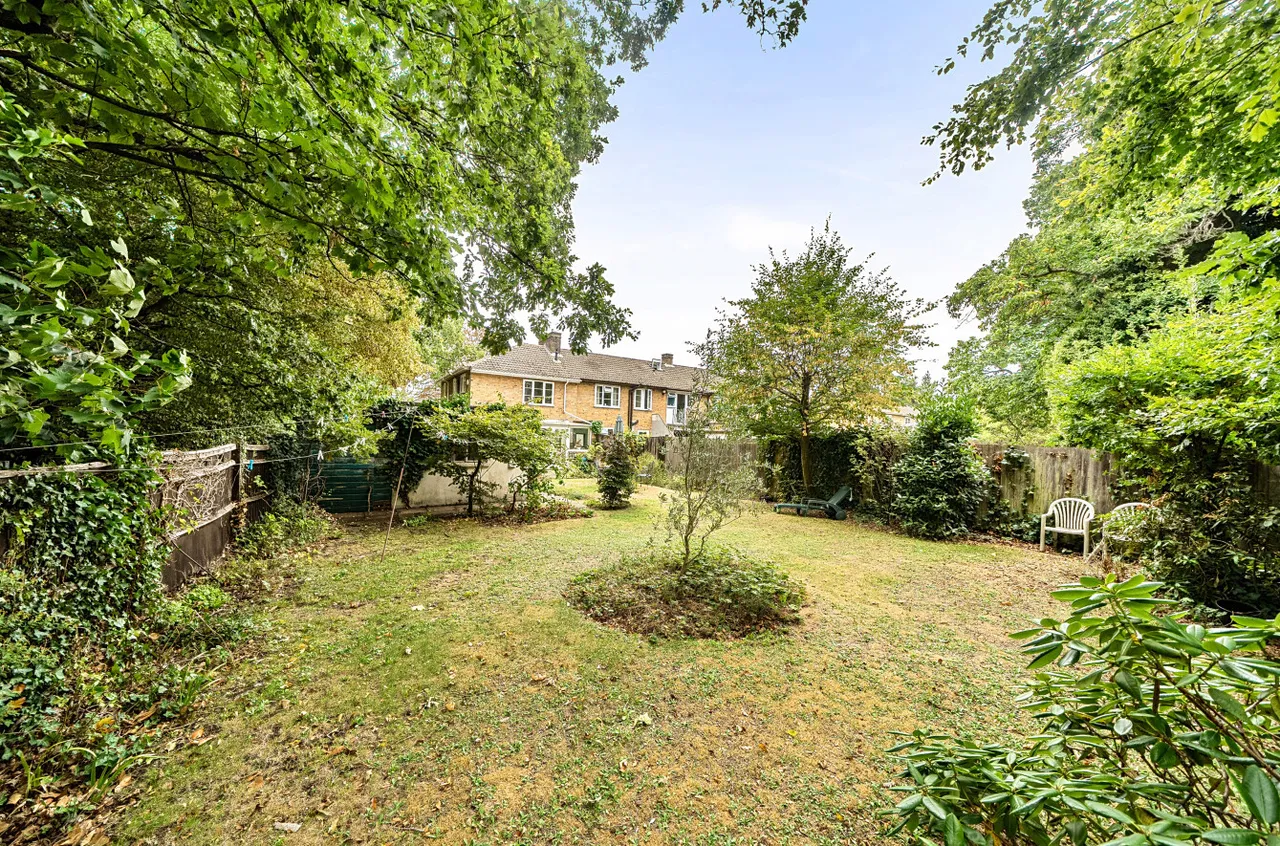 Pine Drive East, Thornhill Park, SO18, photo 12