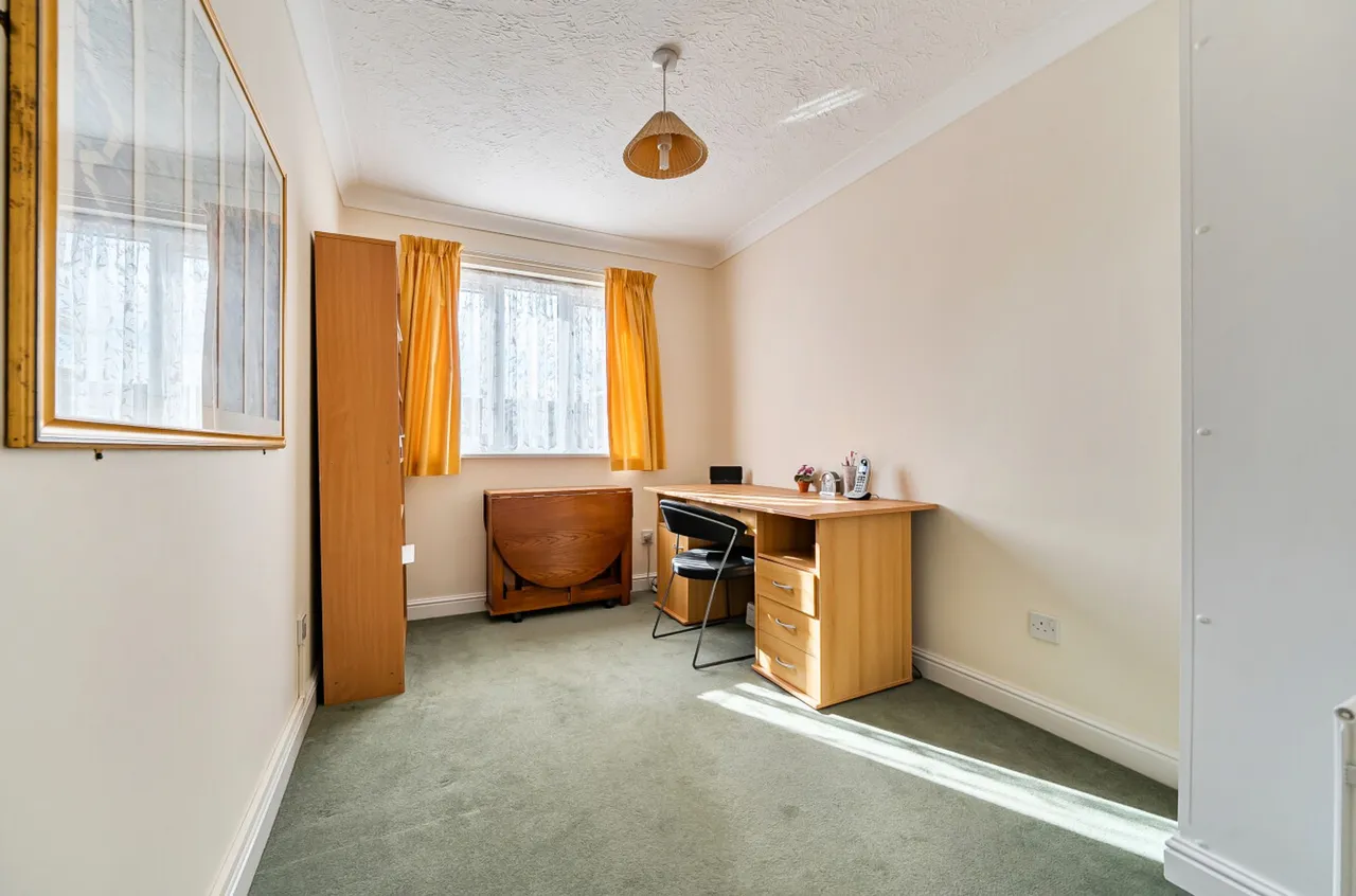 Lawrence Close, Selsey, PO20, photo 15