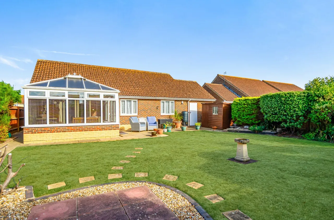Lawrence Close, Selsey, PO20, photo 4