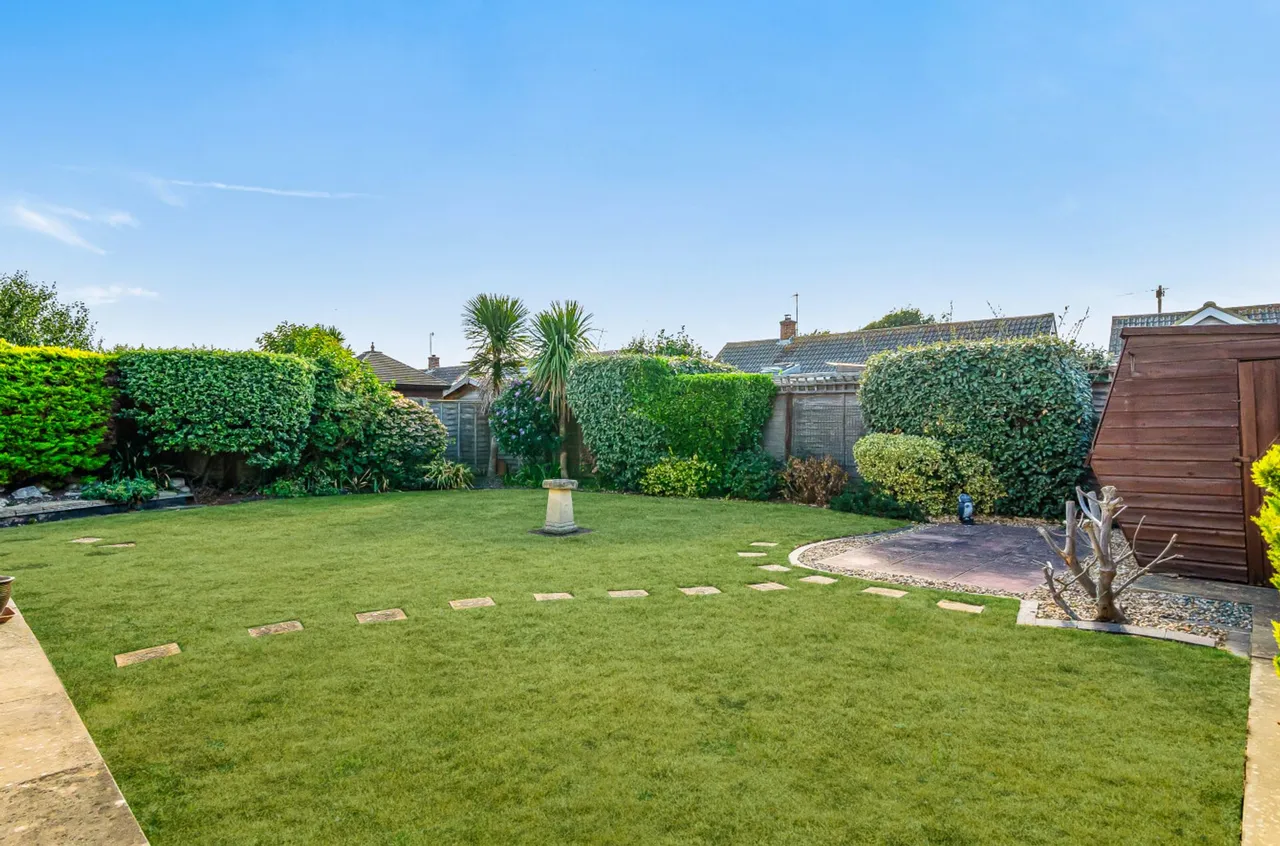 Lawrence Close, Selsey, PO20, photo 17