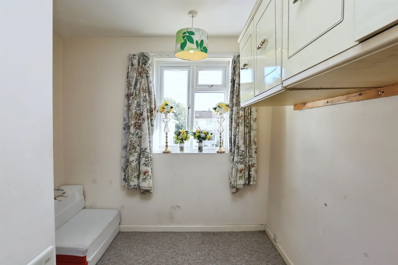 Barnfield Close, Southampton, SO19, photo 10