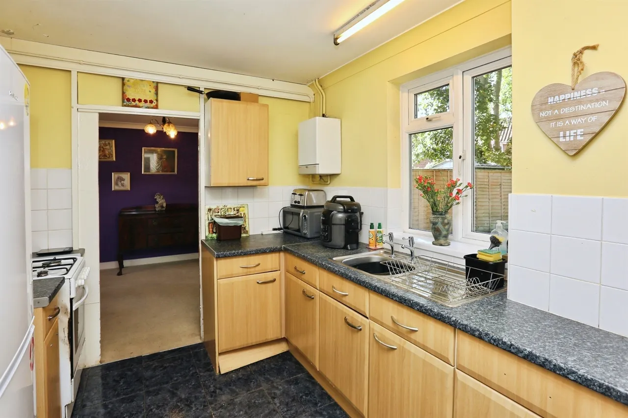 Barnfield Close, Southampton, SO19, photo 6
