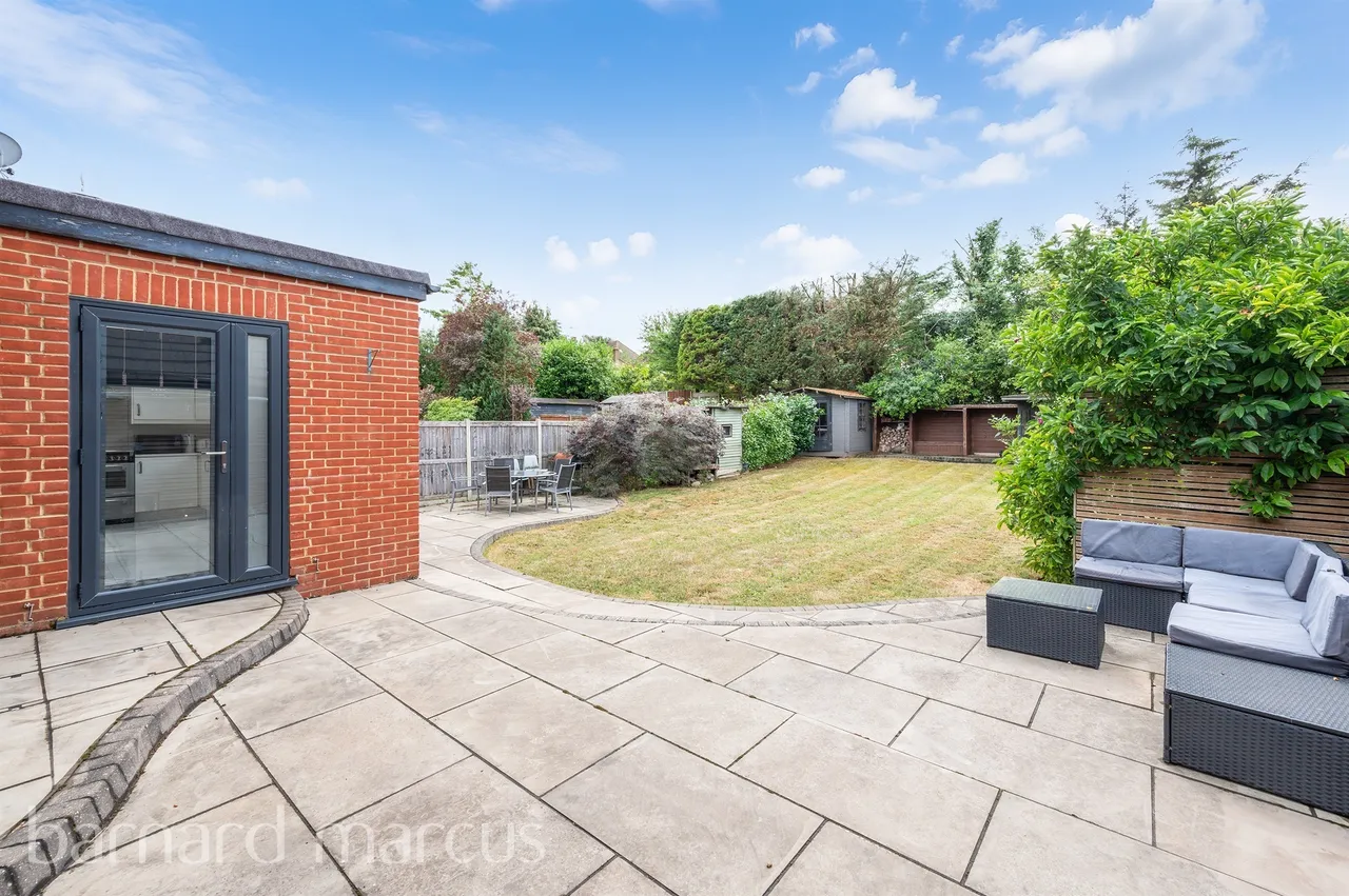 Rosebery Road, Epsom, KT18, photo 18