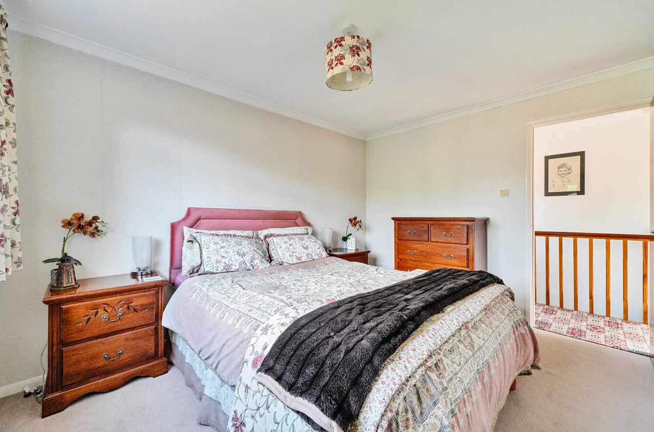 Pinecroft Road, Wokingham, Berkshire, RG41 4AL, photo 16