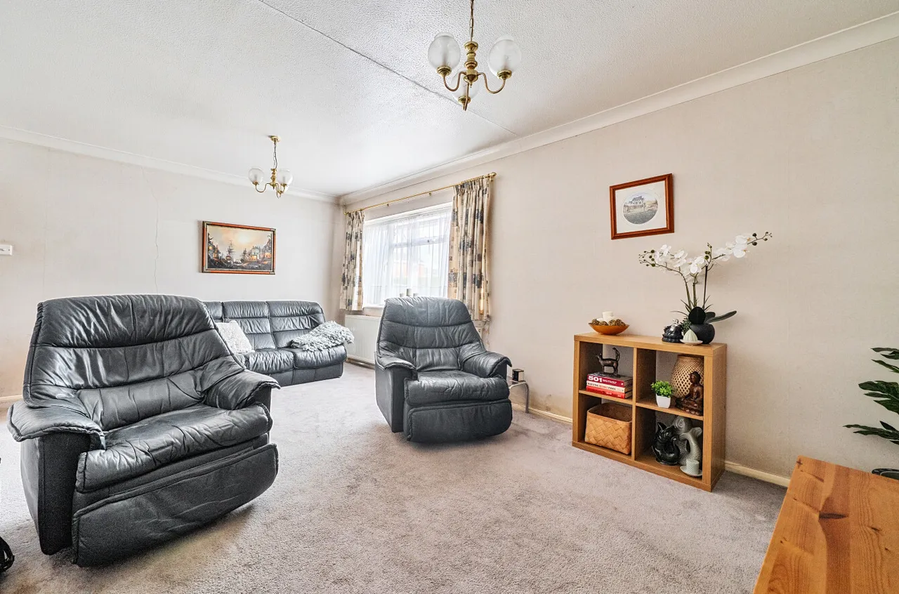 Pinecroft Road, Wokingham, Berkshire, RG41 4AL, photo 8