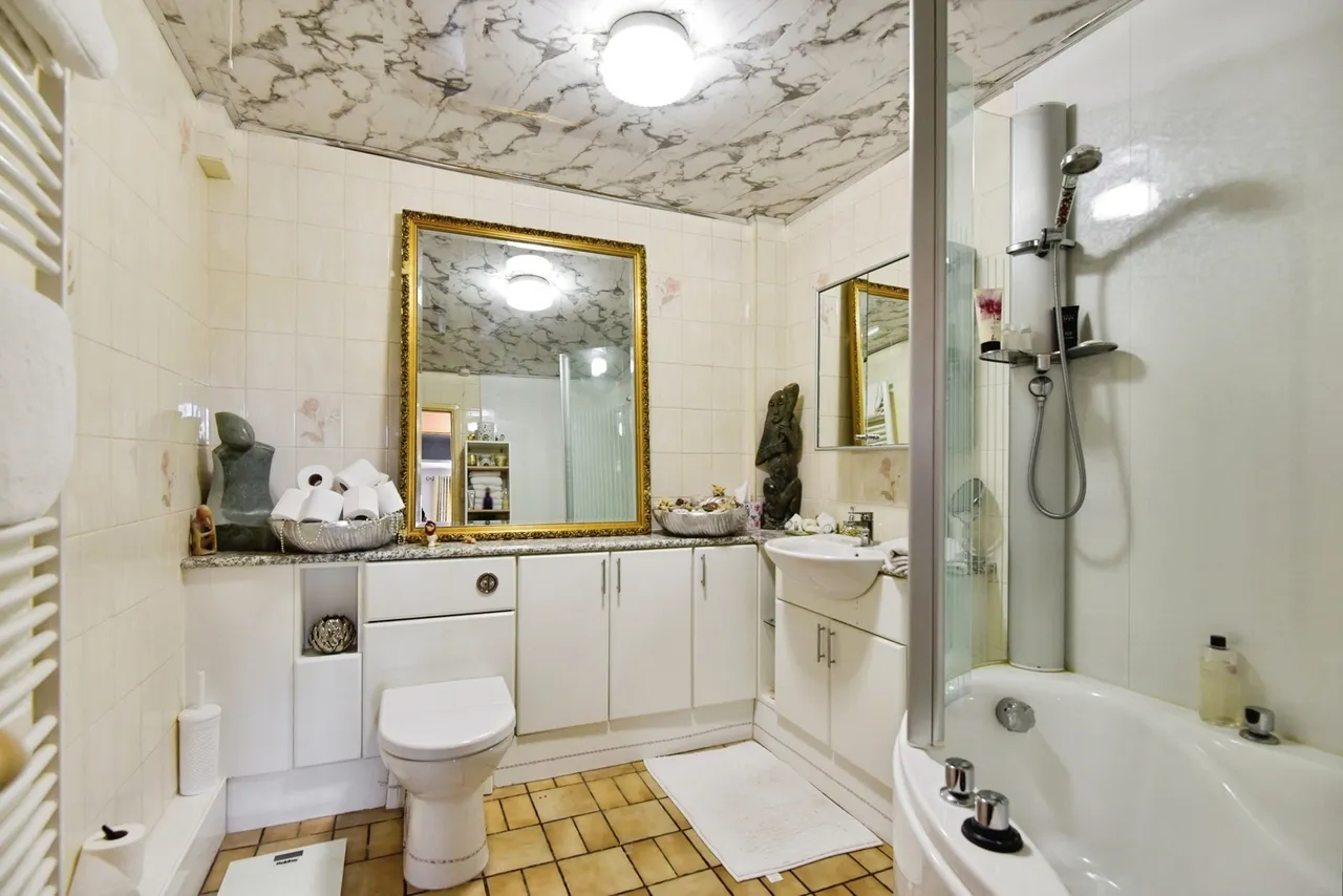 Faulkner Place, Stoke-on-Trent, Staffordshire, ST3, photo 9