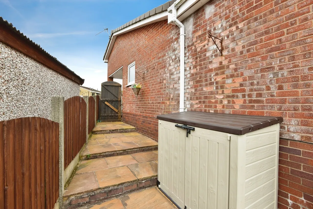 Faulkner Place, Stoke-on-Trent, Staffordshire, ST3, photo 20
